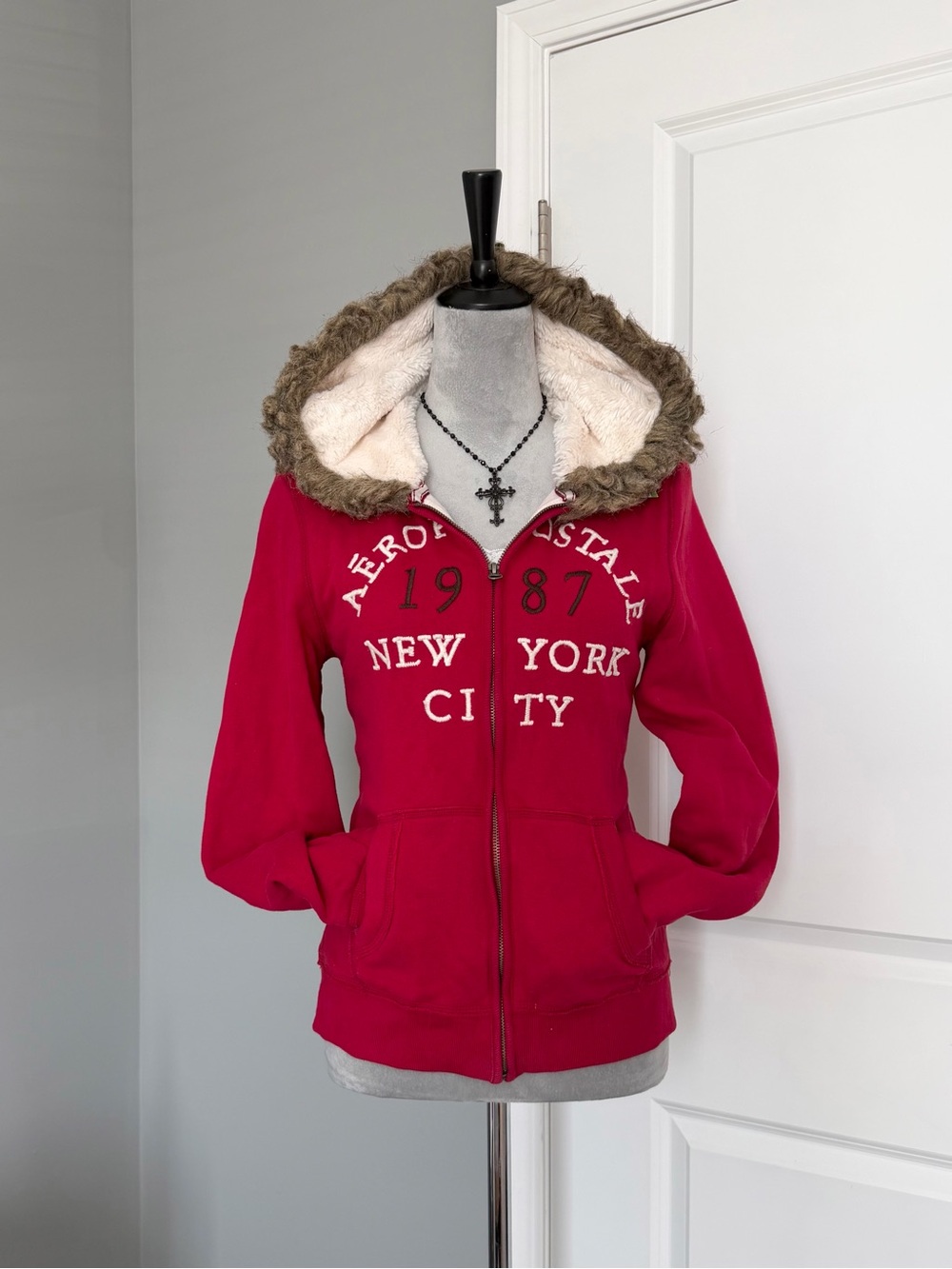 Y2K Aeropostale Red Faux Fur Lined Graphic Embroidered Zip Up Hoodie Size L